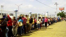 Venezuela: advierten de un "colapso económico"